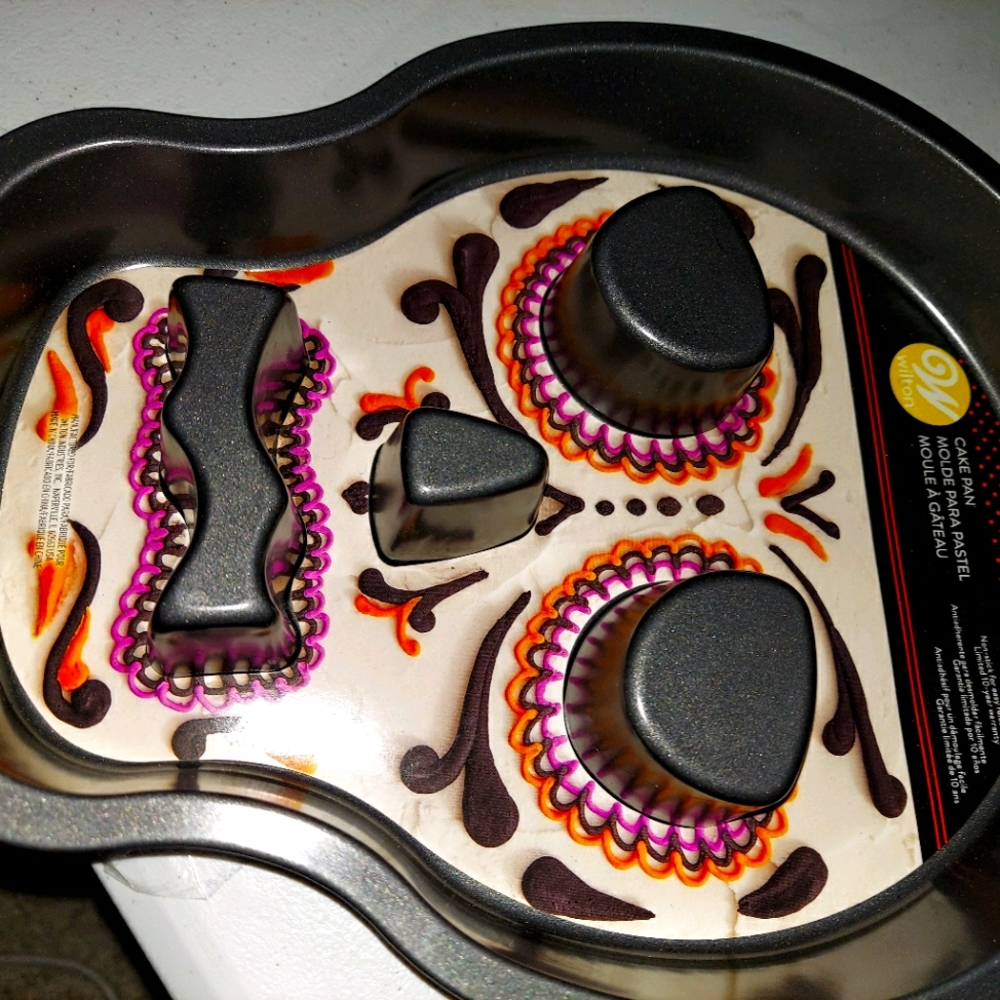 Sugar skull Pan